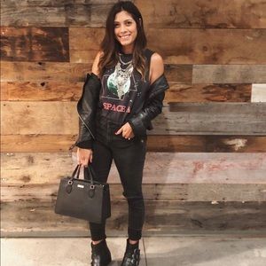 New Vintage Graphic Tee